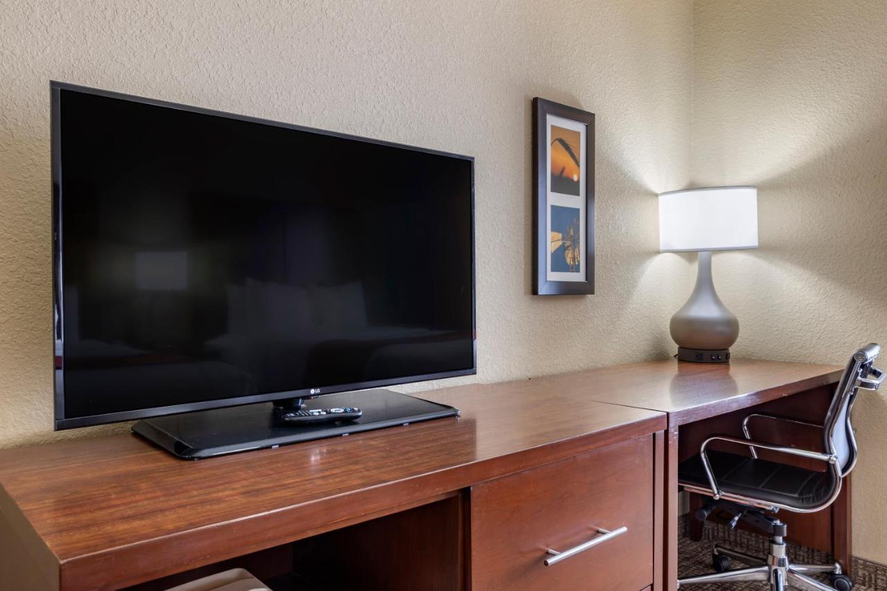 Comfort Inn & Suites Огаста Екстер'єр фото