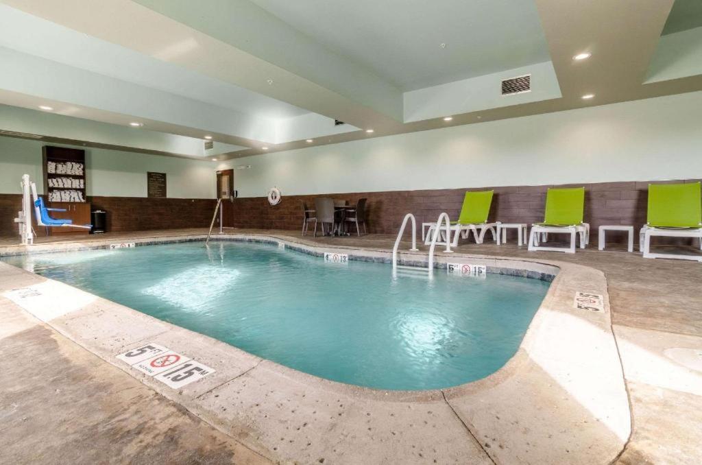 Comfort Inn & Suites Огаста Екстер'єр фото